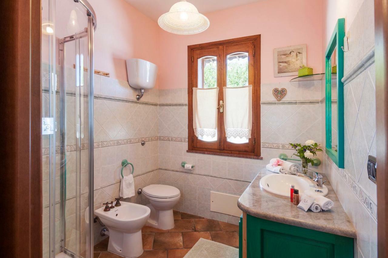 Le Quattro Mura Bed and Breakfast Pula Eksteriør billede